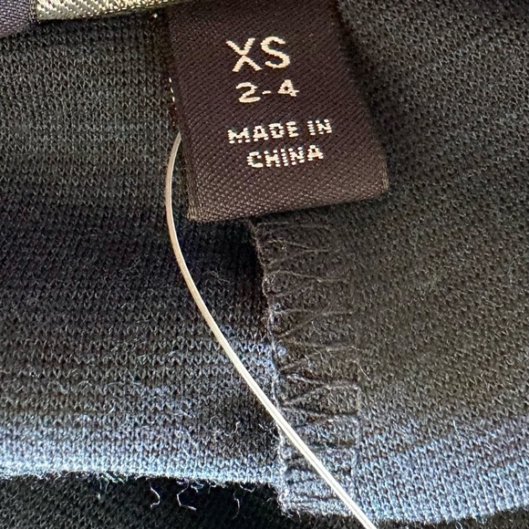 Lands End Women’s Sz XS (2-4) Navy Blue Midi A Line Knit Skirt Capsule Wardrobe - Picture 4 of 6